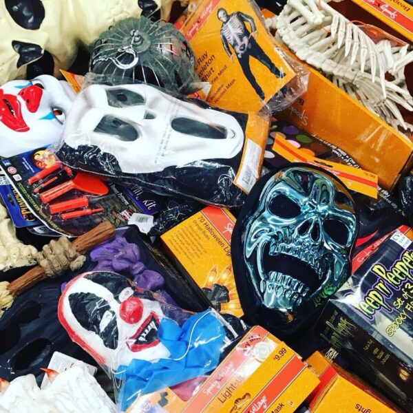 Wholesale Halloween Closeouts Pallets